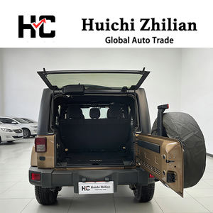 <span class=keywords><strong>Jeep</strong></span> <span class=keywords><strong>Wrangler</strong></span> Sahara 2.8TD Automatique 4 Portes 2015 d'occasion, Véhicule Tout-Terrain Diesel Turbo 4x4, Conduite à Gauche, Tissu Foncé, Jantes R17 - Product Image 3