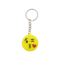 Porte-clés Emoji en PVC souple, pendentif visage de dessin animé pour sacs et clés de voiture, cadeau de fête, vente en gros