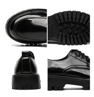 Vente en gros directe d'usine de nouvelles chaussures en cuir décontractées respirantes, à semelles épaisses et rehaussantes