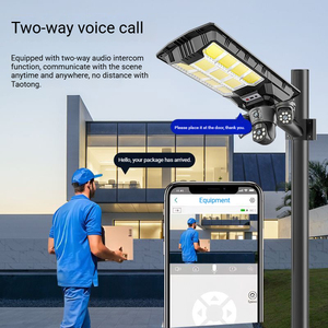 Lampadaire solaire intégré super lumineux 500W avec caméra CCTV 4G Wifi, étanche IP66 pour route et jardin - Product Image 3
