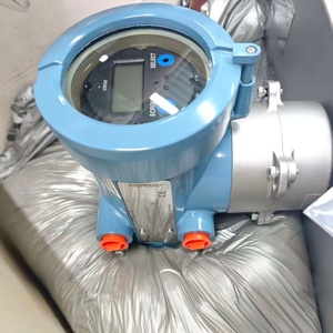 เครื่องวัดการไหลแบบคอริโอลิส รุ่น 1700I และ R200s สำหรับการวัดการไหลแบบสองเฟสที่มีความแม่นยำสูง - Product Image 3