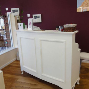 Bàn Tiếp Tân Cho Thẩm Mỹ Viện Bàn Tiếp Tân Bàn Tiếp Tân Thẩm Mỹ Viện - Product Image 1