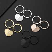 Porte-clés en acier inoxydable gravé sur mesure en forme de cœur fendu, porte-clés assorti pour couple, pour cadeaux promotionnels