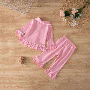 Rosa e verde <span class=keywords><strong>con</strong></span> volant abbottonato due pezzi Pjs Set <span class=keywords><strong>con</strong></span> monogramma Boutique di cotone <span class=keywords><strong>pigiama</strong></span> per bambine - Product Image 6