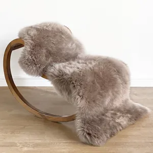 Unique design fashion beaver color super soft 100% real 60*90 fur sheepskin carpet for sale
