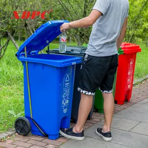 Квадратный пластиковый контейнер для мусора на 120 литров с боковой педалью