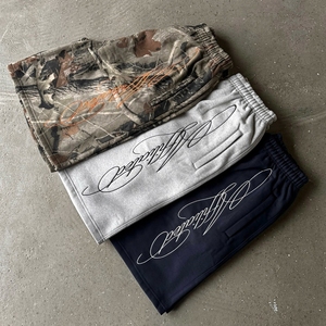 <span class=keywords><strong>Pantaloncini</strong></span> Jogger Personalizzati Streetwear <span class=keywords><strong>con</strong></span> Stampa DTG, Logo Ricamato, Tasca <span class=keywords><strong>con</strong></span> Zip, Shorts Estivi da Uomo - Product Image 1