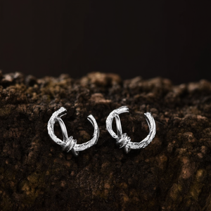 ต่างหูแฟชั่นแบบติดหู สแตนเลส 316L ชุบทอง PVD ทนทาน เป็นมิตรต่อสิ่งแวดล้อม - Product Image 3
