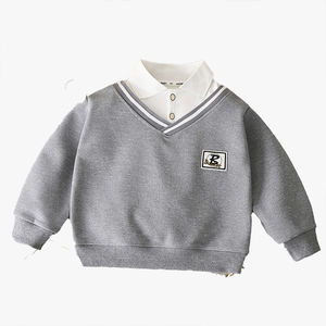 Polo à revers pour garçons, nouveau style automne, sweat-shirt style britannique, design deux-en-un, haut polyvalent et tendance pour enfants plus âgés - Product Image 2