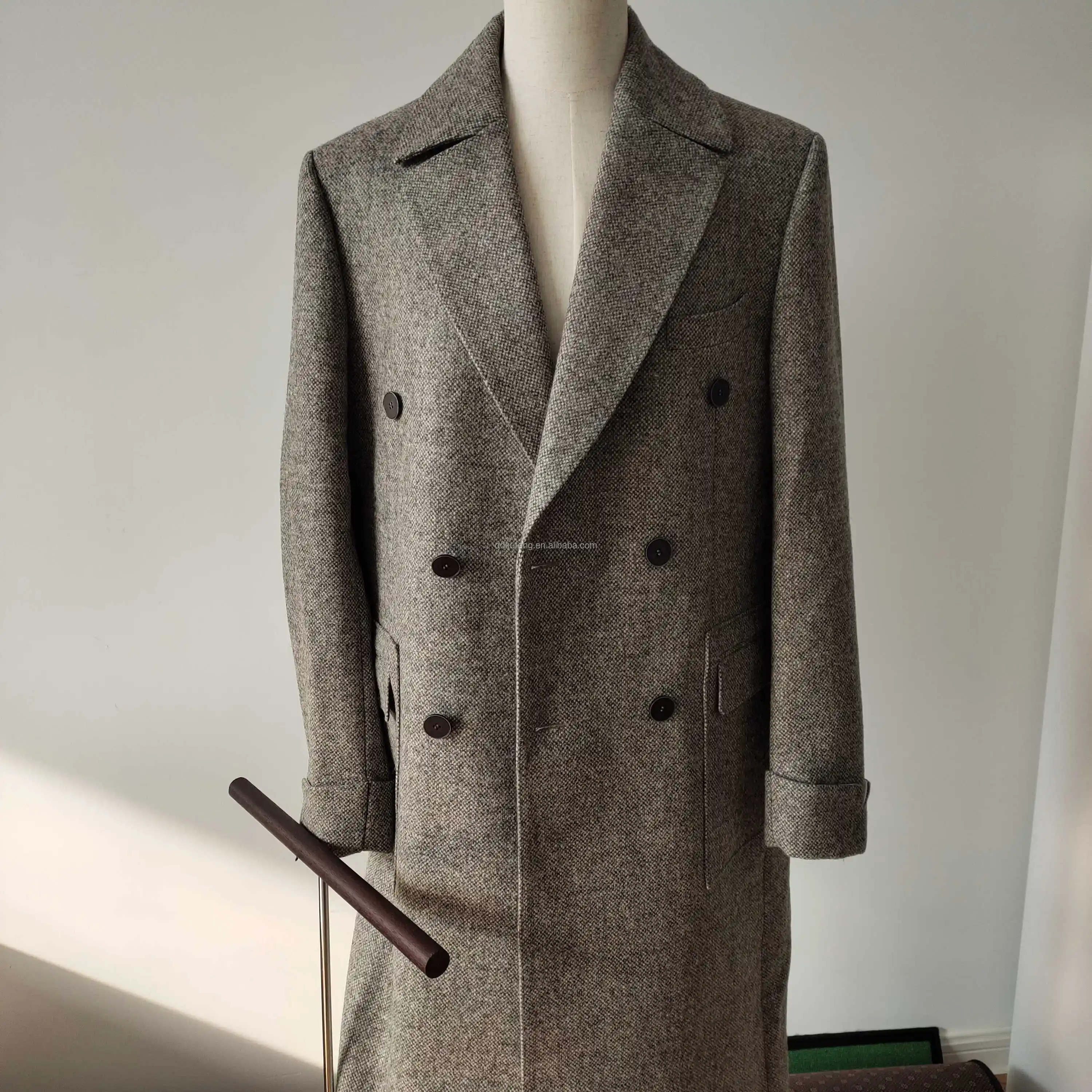 맞춤형 브랜드 울 패브릭 코트 디자이너 겨울 남성 의류 두꺼운 롱 코트
