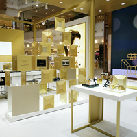 Stand d'exposition modulaire moderne clé en main MEGA pour événements, boutiques éphémères et centres commerciaux