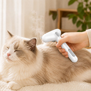 Nuevo peine desenredante con spray para gatos y perros grandes, removedor de pelo suelto para perros Teddy, ideal para viajes transfronterizos. - Product Image 6