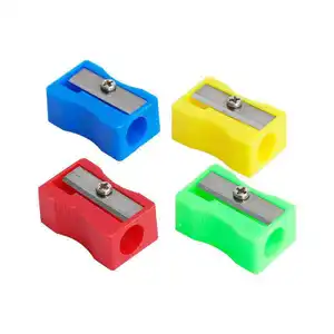 Hot Sale Mini Bleistift spitzer Ein-Loch-Kunststoff-Bleistift schärf werkzeug Stationär für Studenten Mix Colors Bulk Packing