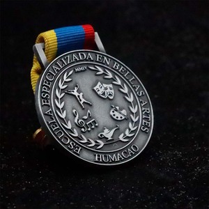 Nhà sản xuất bán sỉ tùy chỉnh ngực Huy hiệu conmemorativa Honor giải thưởng huy chương để tùy chỉnh với Ribbon Nhung hộp - Product Image 5