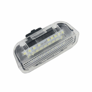 Lumière de bienvenue LED Volkswagen 1K0947411A, coque transparente, lumière blanche pour éclairage de seuil de porte de voiture - Product Image 1