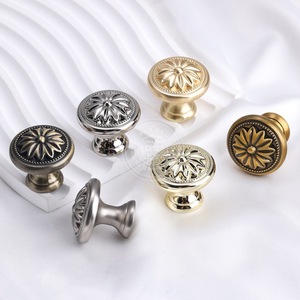 Lianlong Zinc Alloy Handle 3027 Spherical Single Hole Cabinet <b>Door</b> <b>Knob</b> - Product Image 4