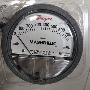 Manomètre différentiel Dwyer Magnehelic 2000-60Pa-BA 0 à 700 Pascals pour la mesure de micro-pression HVAC - Product Image 1