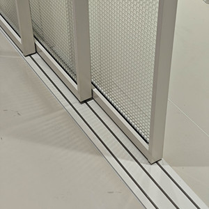 Porte coulissante en verre minimaliste Deioux avec cadre fin et verre trempé pour bâtiment commercial, prix de gros direct usine - Product Image 6