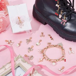 Breloques et pendentifs décoratifs pour chaussures, motifs nœuds, cœurs, cerises, perles, couronnes, fleurs, avec fermoirs dorés, pour chaussures et bottes - Product Image 4