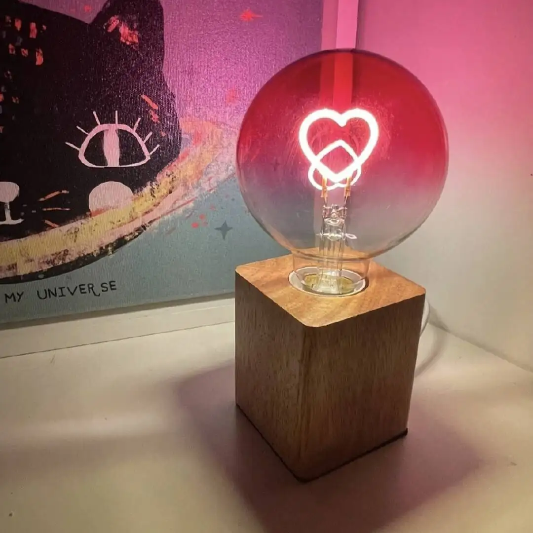 2023 lampe de table décorative vintage ampoule double coeur d'amour coloré avec base