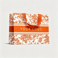 Sac cadeau en carton ivoire recyclable 190-230 g/m² avec ruban intérieur dissimulé, logo personnalisé imprimé en sérigraphie, emballage pour les boutiques de cosmétiques