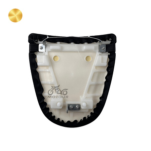 Siège de passager personnalisé rentable Siège de moto de siège arrière modifié en cuir noir de haute qualité pour <span class=keywords><strong>Kawasaki</strong></span> <span class=keywords><strong>Z1000</strong></span> 2003-2006 - Product Image 3