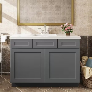 Mobile Bagno Shaker Dove Grigio Chiaro in Legno, Base Lavabo 60 Pollici, Resistente all'Acqua, Eco-Friendly, per Appartamenti e Ville - Product Image 3