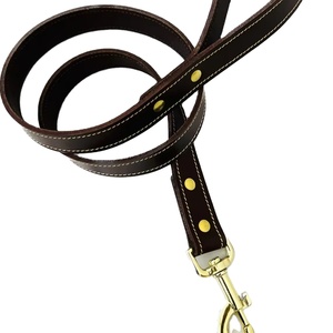 ปลอกคอสุนัขหนังสีดำสไตล์ยุทธวิธีระดับไฮเอนด์อุปกรณ์ฝึกสุนัขบุนวมเนื้อนุ่มแข็งแรงดีไซน์ใหม่สำหรับสุนัขตัวเล็กอย่างยั่งยืน - Product Image 1