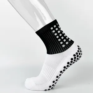Custom Professional Outdoor Soccer Anti Slip Sports grip socks football Grip Socks soccer best grip socks for soccer