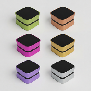Porta Perfume Metálico para Auto con Diseño de Trébol de Cuatro Hojas, Personalizable, Regalo Creativo, Colores Variados - Product Image 5