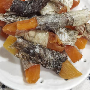 ספק OEM חטיפי חיות מחמד רבי מכר מזון יבש לחיות מחמד מותג פרטי חטיפים טבעיים לכלבים בטטה עטופה בעור דגים - Product Image 2