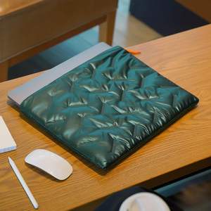 Étui mince et étanche pour ordinateurs portables de 14 et 15 pouces Sacs gonflés en polyester Étuis de transport souples pour ordinateurs et tablettes - Product Image 1