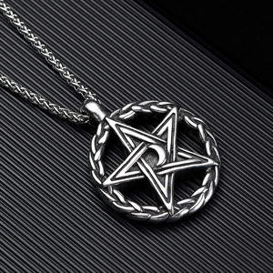 Collar de Acero Inoxidable con Colgante de Estrella de Cinco Puntas para Hombre, Estilo Punk Vintage, Pentagrama Lunar, Personalizado de Fábrica, Venta al por Mayor - Product Image 4