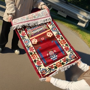Alfombra de Oración Musulmana Moderna con Diseño Floral, Tejida a Máquina, Lavable, Suave al Tacto, para Interiores - Product Image 1