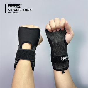 Réglable Sport Néoprène <span class=keywords><strong>Poignet</strong></span> Guard Bracelet <span class=keywords><strong>Roller</strong></span> Ski Patinage Main Garde Protecteur Pour Planche À Roulettes Paume Protection - Product Image 4