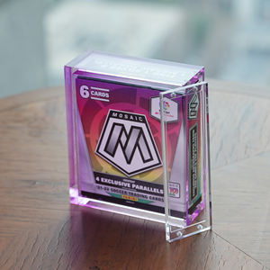 Boîte de protection pour <span class=keywords><strong>cartes</strong></span> de football en acrylique dégradé, style mosaïque <span class=keywords><strong>Panini</strong></span>, avec couvercle magnétique, vente en gros d'usine - Product Image 1