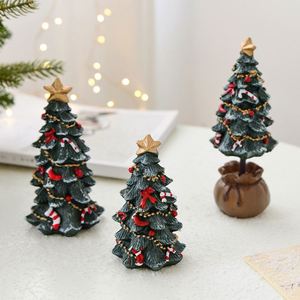 Resin Ornament <b>Xmas</b> Figurine Tabletop Decor Crafts <b>Mini</b> Christmas <b>Tree</b> Decorations for Wedding Party - Product Image 2