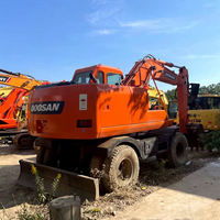 Excavatrice Doosan DX140 d'origine coréenne en bon état, d'occasion, Doosan DX140W-7, Doosan 140 150, état impeccable, excavatrice sur roues