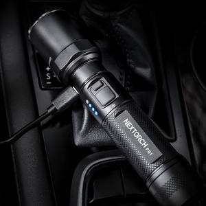 Перезаряжаемая тактическая вспышка 3000 lumen P81 - Product Image 1