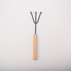 Ensemble de trois pelles à manche en bois pour la pêche aux vers de terre, outils de fouille de plage, outil de creusement en métal, utilisation sur la plage et en mer - Product Image 1