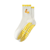 Nouvelles chaussettes de Pilates personnalisées à grip, best-seller, brodées, antidérapantes, pour le Pilates