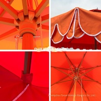 Parasol de terrasse transfrontalier à finition grain de bois, structure en alliage d'aluminium, double auvent à bord ondulé, grand parasol d'ombrage pour hôtel