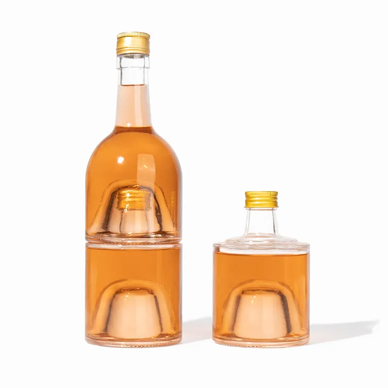 Venta al por mayor 250 ml claro vacío ruso anidamiento muñeca botella de vidrio con tapa dorada contra fugas
