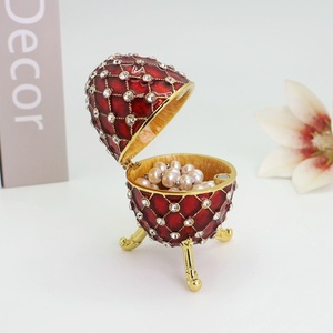SHINNYGIFTS - Adorno de Huevo Fabergé de Lujo en Esmalte, Caja de Joyas con Pedrería, Decoración para el Hogar, Regalo - Product Image 4