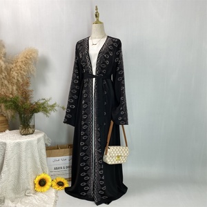 Black Dubai Modest Breathable Lightweight <b>Abaya</b> for Muslim Women with Luxury Silver Rhinestone Diamond for Spring Ramadan - Product Image 4