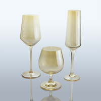 Gobelet à pied verres à Champagne cristal en plastique verre à vin verre à Shot boîte de nuit classique Vintage vente en gros Bar personnalisé rouge fête
