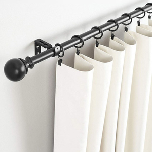 <span class=keywords><strong>Set</strong></span> Tiang Gorden Logam Hitam Heavy Duty dengan Ujung Bulat Klasik, Tiang Gorden yang Dapat Disesuaikan untuk Dekorasi Rumah Ruang Tamu - Product Image 5