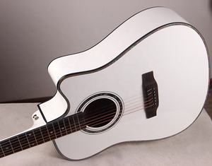 Guitarra Acústica de Madera de Tilo de 41 Pulgadas con Logotipo Personalizado, Instrumentos Musicales para Principiantes, Colores Económicos, Hecha en China - Product Image 3