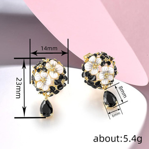 Orecchini a Goccia in Cristallo con Smalto a Forma di Ortensia per Donne, Gioielli Floreali alla Moda per le Vacanze - Product Image 5