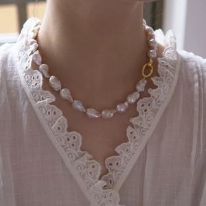 Collier polyvalent en grandes perles baroques naturelles, forme irrégulière queue de poisson, pour accessoire décontracté long jusqu'à la clavicule pour pull - Product Image 3